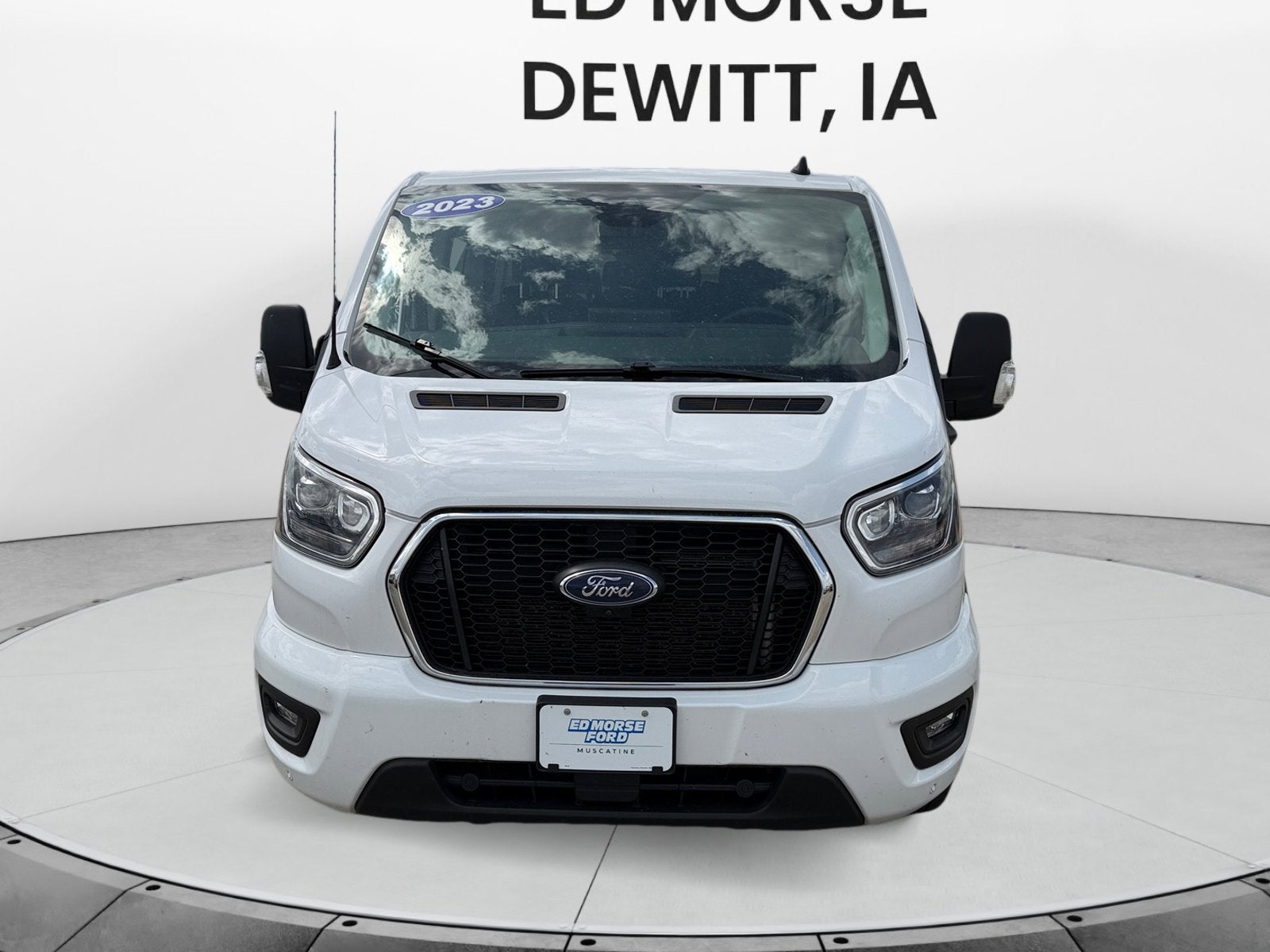 2023 Ford Transit Passenger Wagon XL