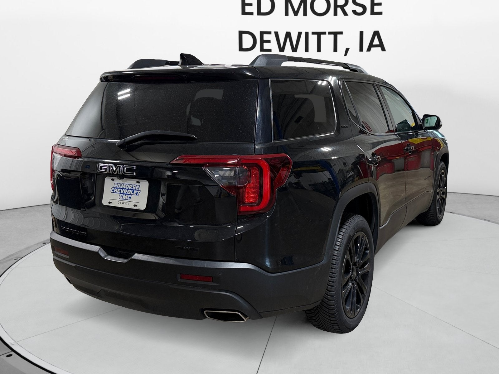 2022 GMC Acadia SLT