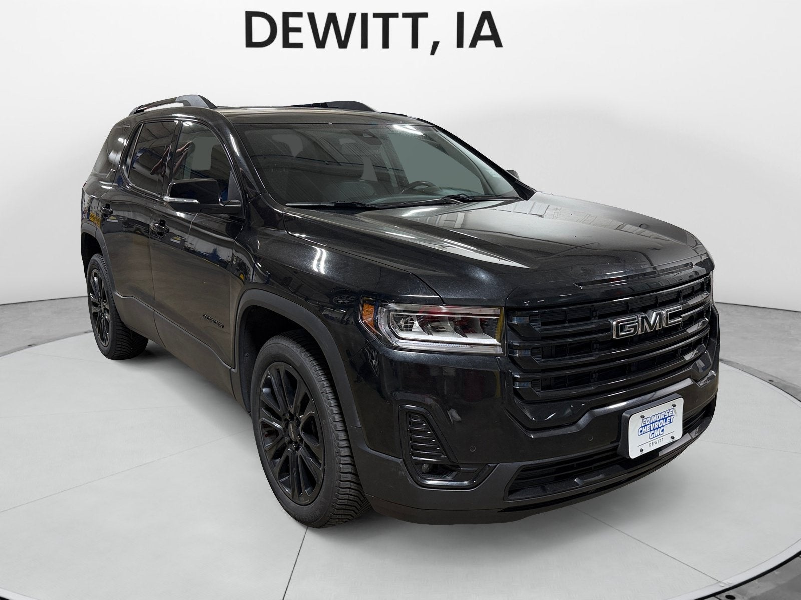 2022 GMC Acadia SLT