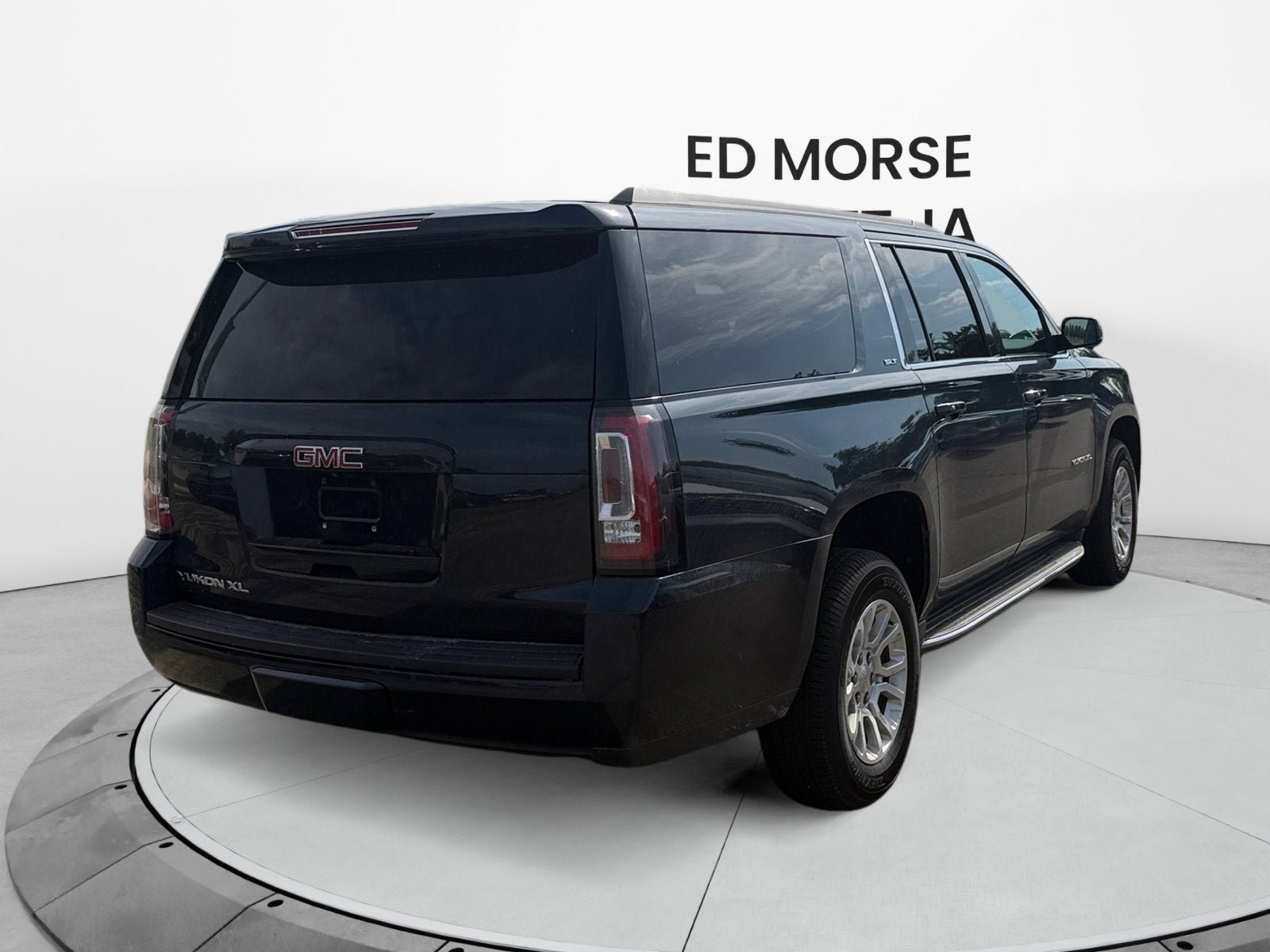 2017 GMC Yukon XL SLT