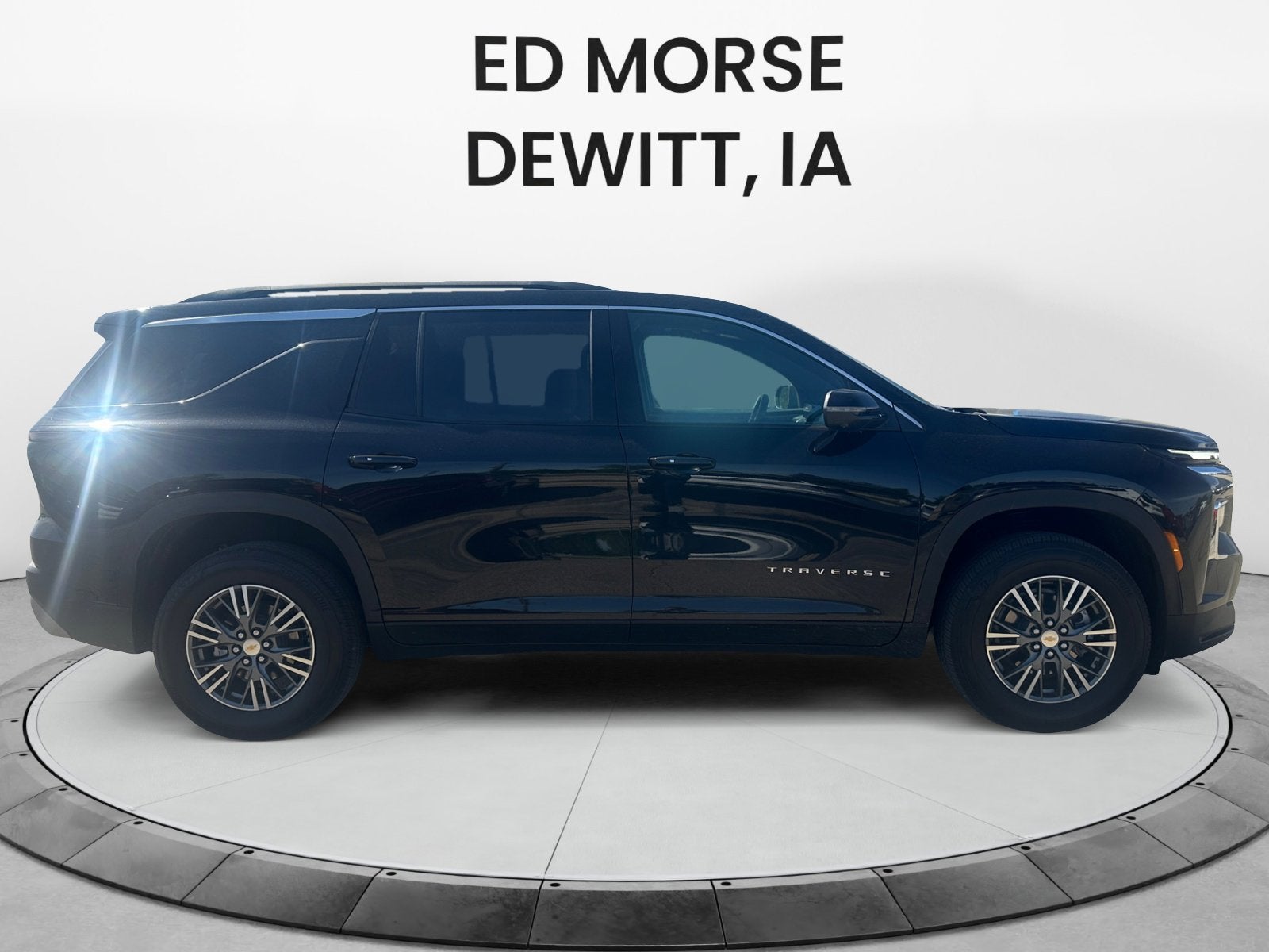2024 Chevrolet Traverse LT