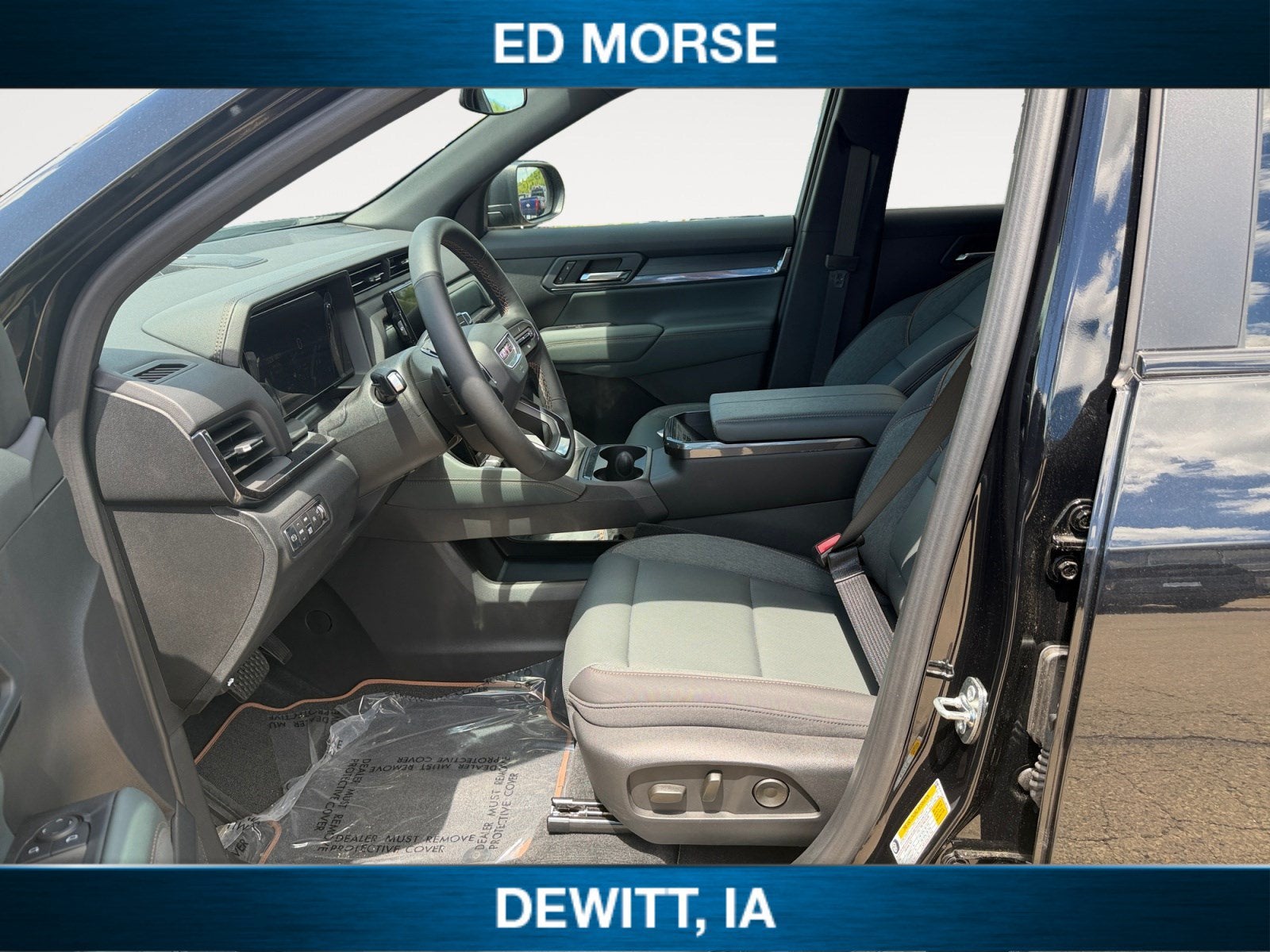 2026 GMC Terrain AT4 - Photo 9